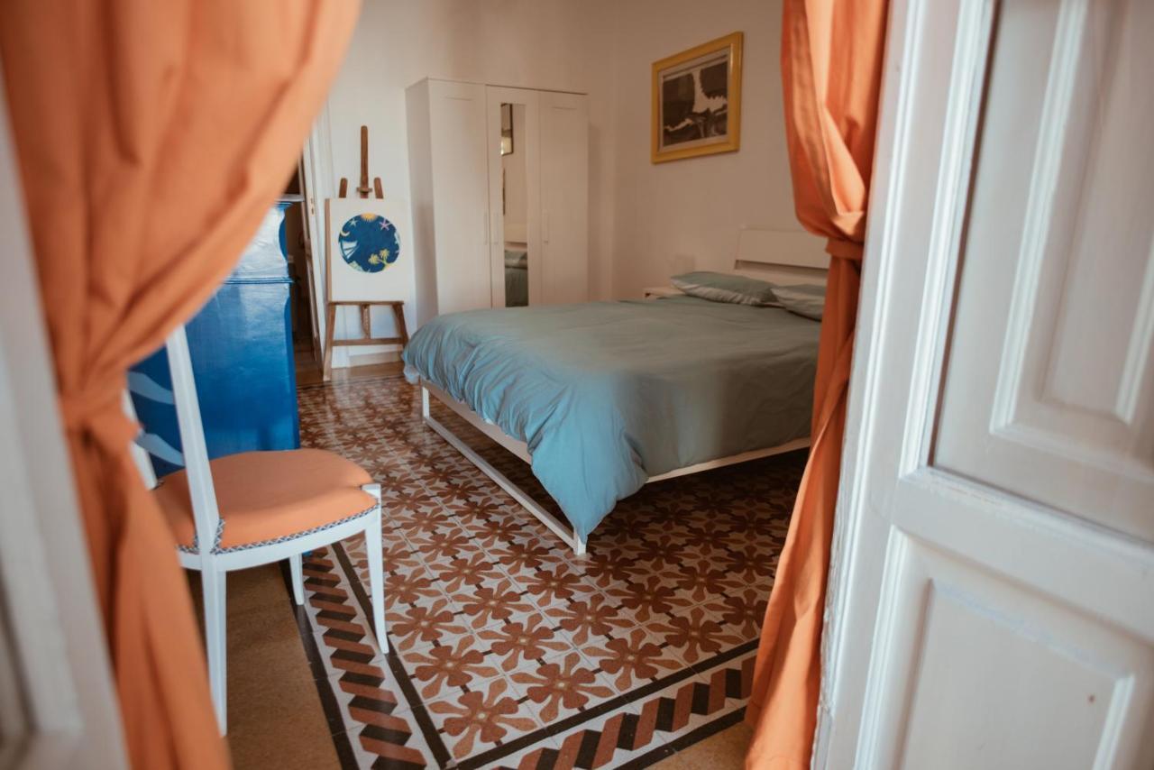 Casa Di Habibi Lägenhet Bari Exteriör bild